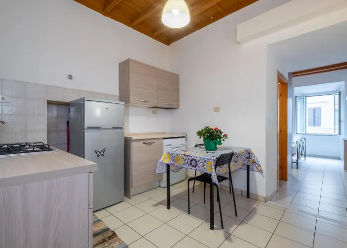 Ht Bilo 2 Colosseo Appartement *